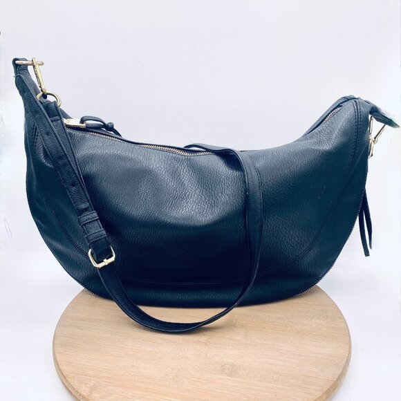 Anthropologie Handbags - Anthropologie Crossbody Purse Womens XL Black Leather Hobo Messenger Bag